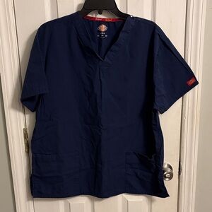 Dickies Women’s Dark Blue Scrub top